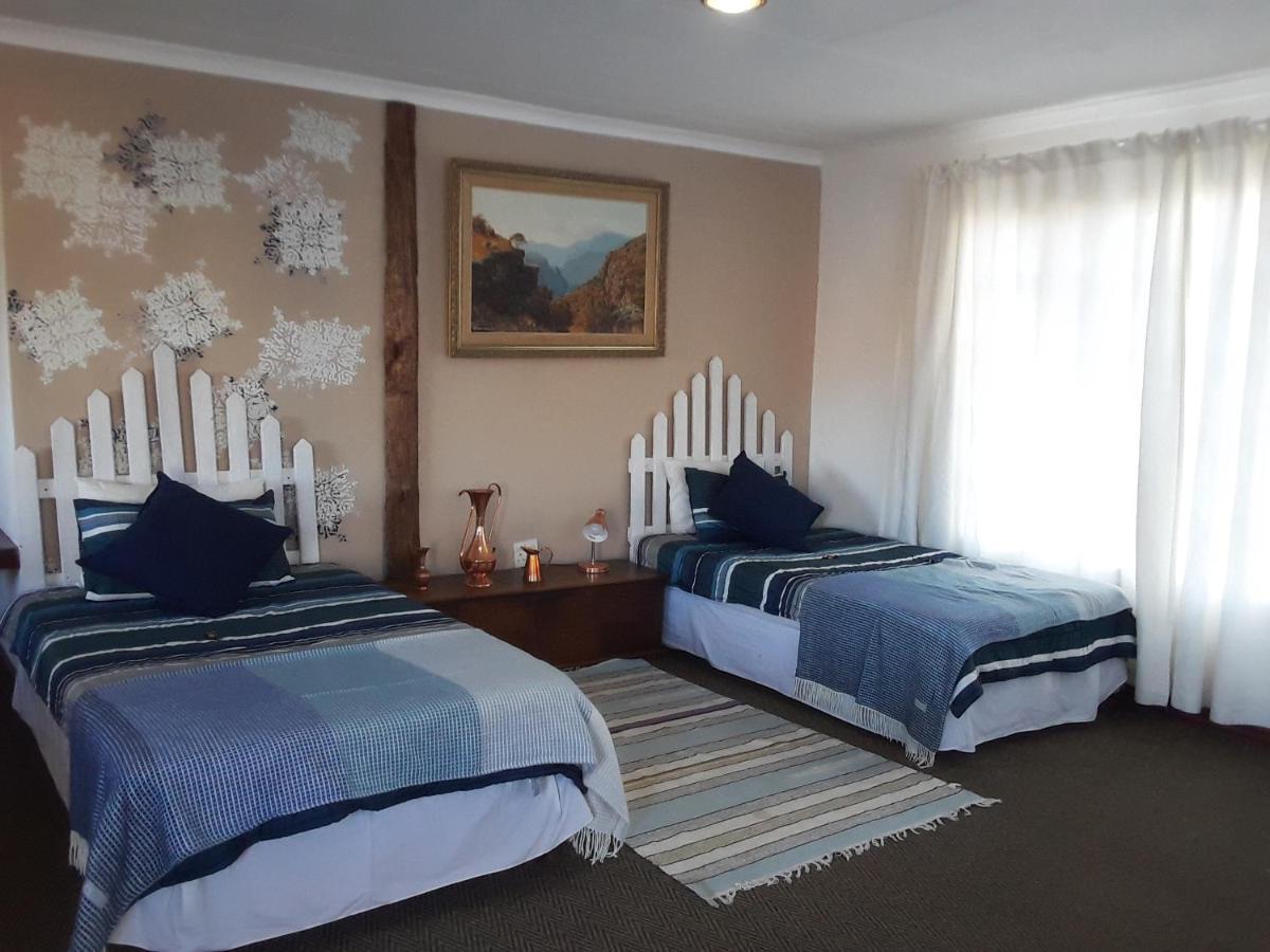Dullstroom On The Dam Екстер'єр фото